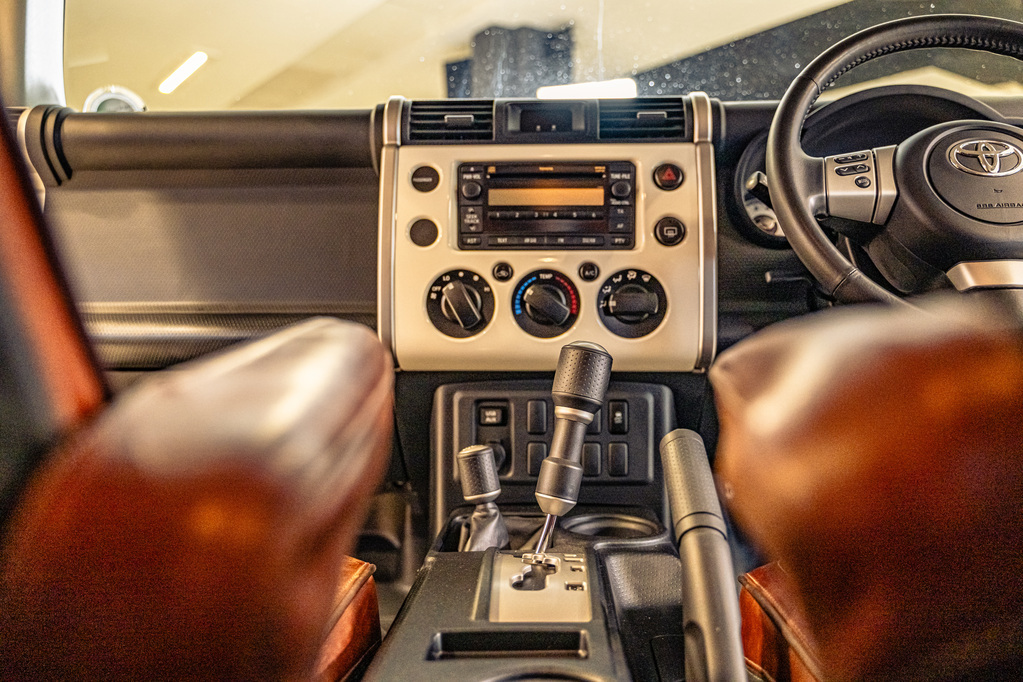 TOYOTA LANDCRUISER L/CRUISER FJ 4.0 V6 CRUISER