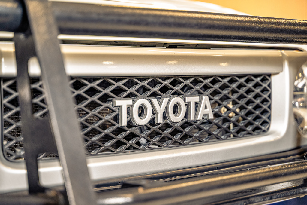 TOYOTA LANDCRUISER L/CRUISER FJ 4.0 V6 CRUISER