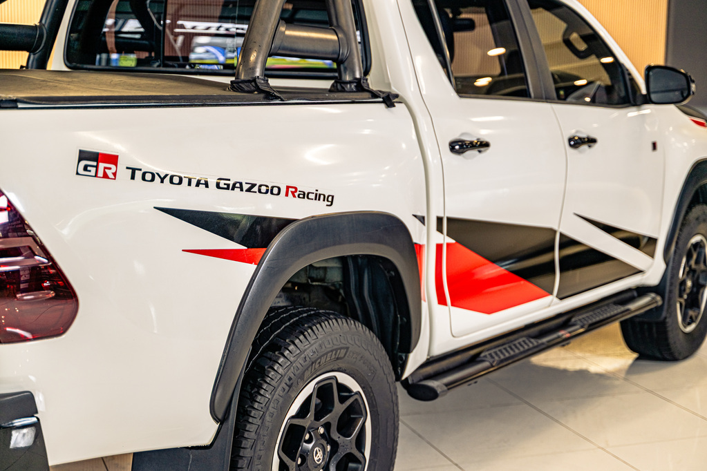 TOYOTA HILUX HILUX 2.8 GD-6 GR-S 4X4 A/T P/U D/C