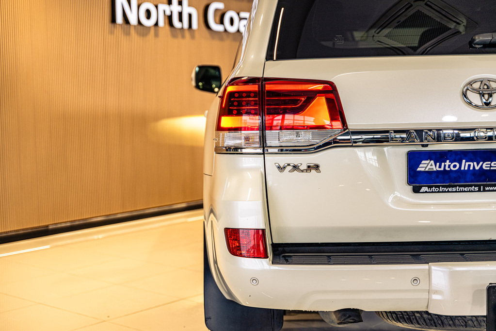 TOYOTA LAND CRUISER LAND CRUISER 200 V8 4.5D VX-R A/T