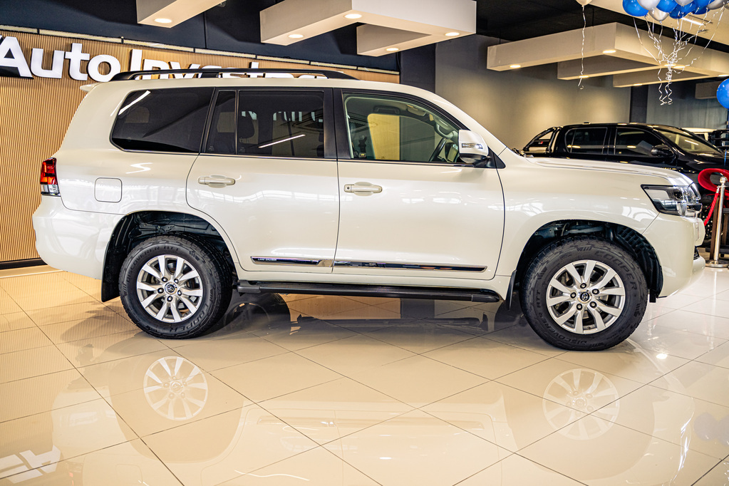 TOYOTA LAND CRUISER LAND CRUISER 200 V8 4.5D VX-R A/T