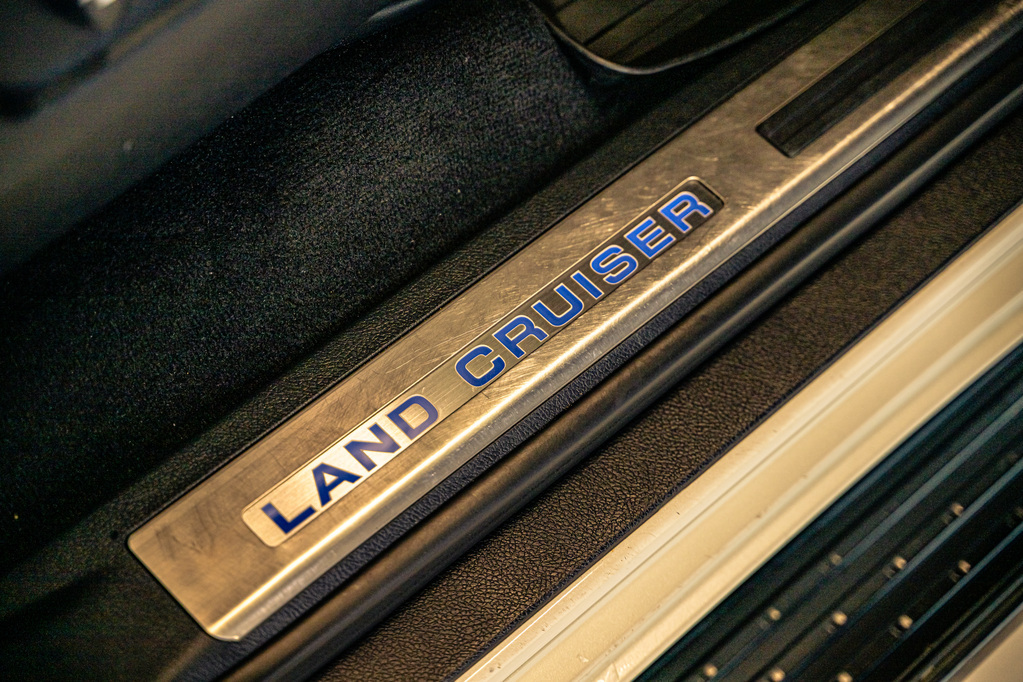 TOYOTA LAND CRUISER LAND CRUISER 200 V8 4.5D VX-R A/T