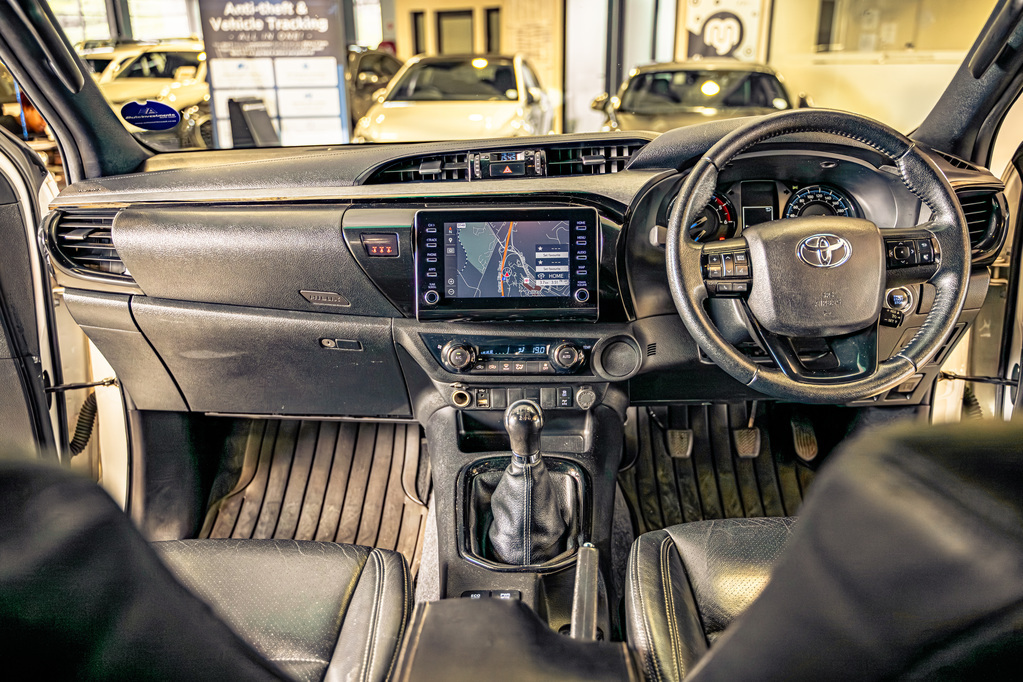 TOYOTA HILUX HILUX 2.8 GD-6 RB LEGEND P/U D/C