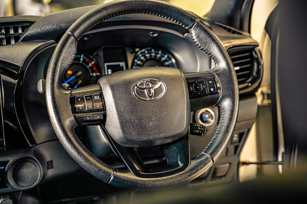 TOYOTA HILUX HILUX 2.8 GD-6 RB LEGEND P/U D/C