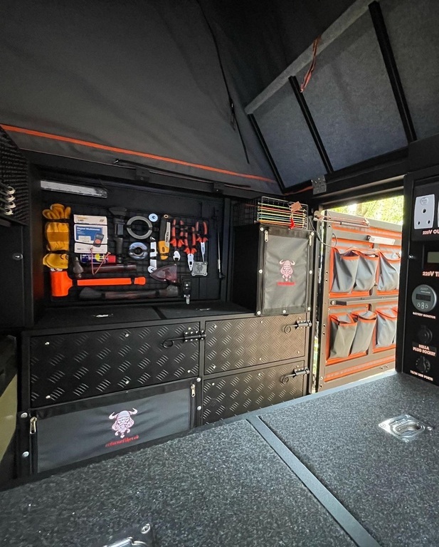 TOYOTA HILUX HILUX 2.8 GD-6 RB LEGEND 4X4 A/T P/U E/CAB - 15