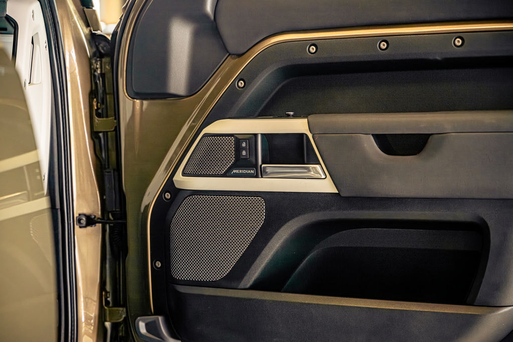 LAND ROVER DEFENDER DEFENDER 110 D240 FIRST EDITION (177KW) - 10