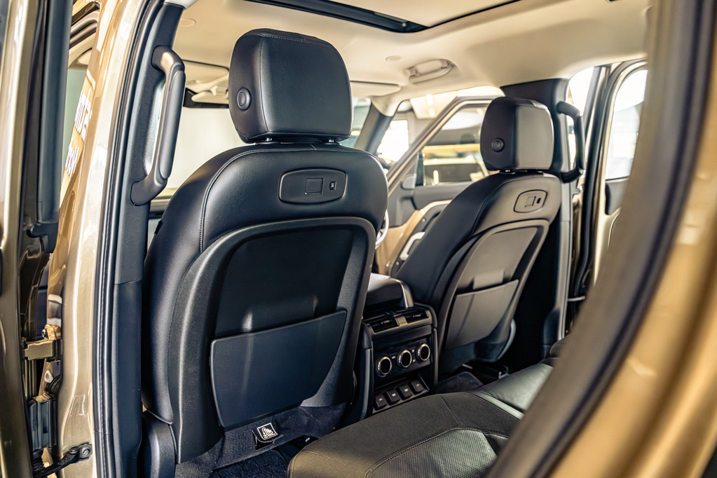 LAND ROVER DEFENDER DEFENDER 110 D240 FIRST EDITION (177KW) - 12