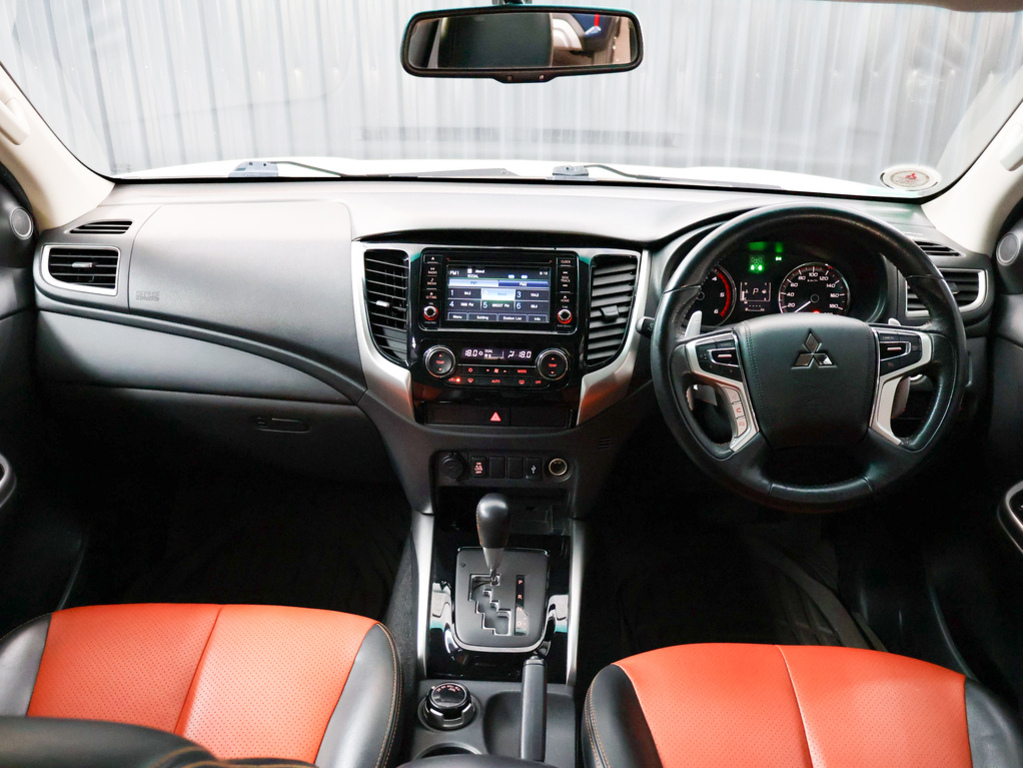 MITSUBISHI TRITON TRITON 2.4 Di-DC 4X4 P/U D/C - 4