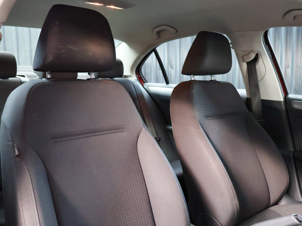 VOLKSWAGEN JETTA VI JETTA GP 1.6 CONCEPTLINE - 9