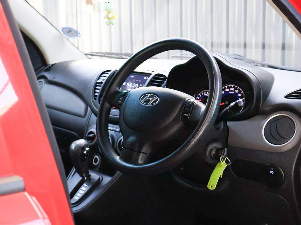 HYUNDAI i10 i10 1.25 GLS/FLUID A/T