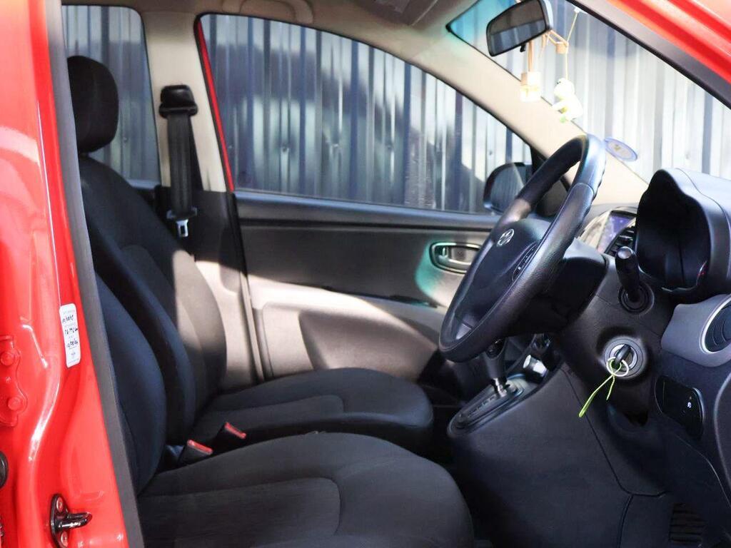 HYUNDAI i10 i10 1.25 GLS/FLUID A/T
