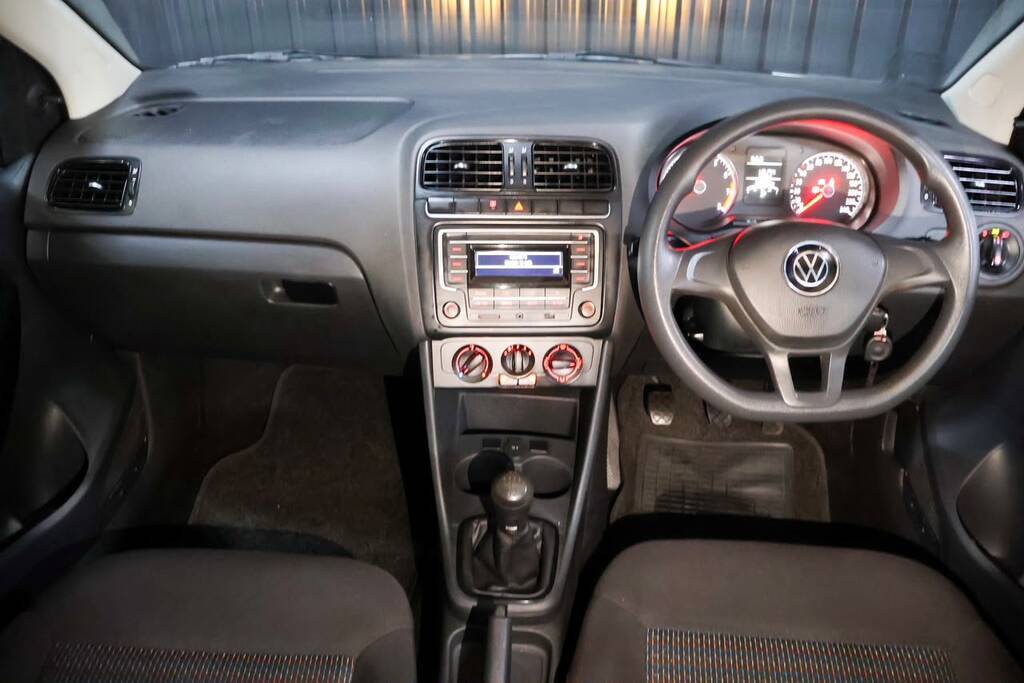 VOLKSWAGEN POLO VIVO POLO VIVO 1.4 TRENDLINE (5DR) - 10