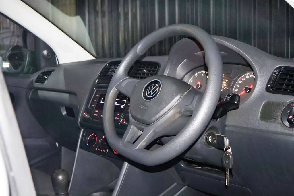 VOLKSWAGEN POLO VIVO POLO VIVO 1.4 TRENDLINE (5DR) - 13