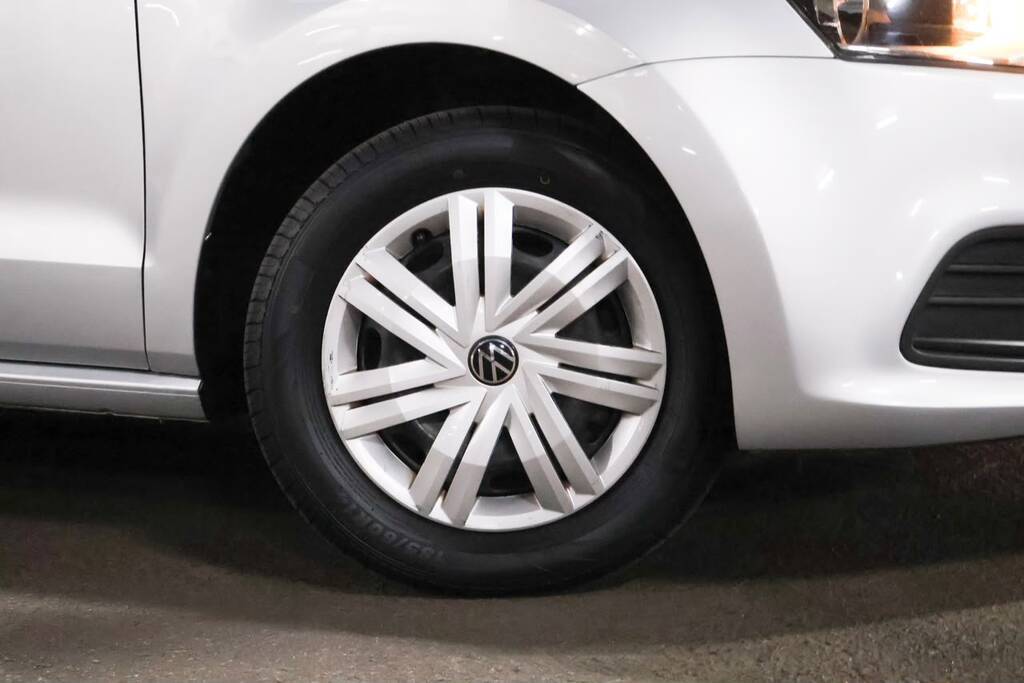 VOLKSWAGEN POLO VIVO POLO VIVO 1.4 TRENDLINE (5DR) - 4