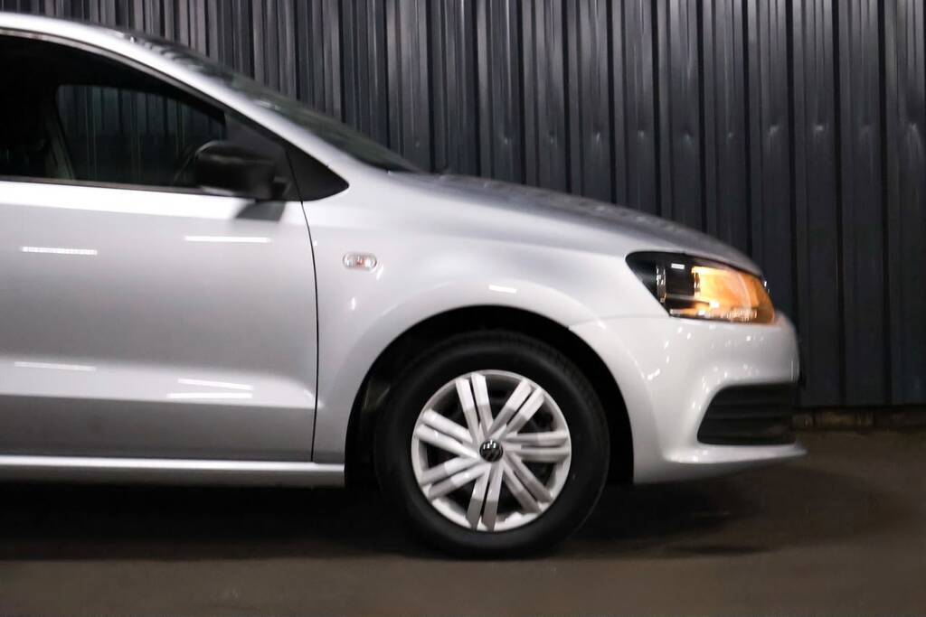 VOLKSWAGEN POLO VIVO POLO VIVO 1.4 TRENDLINE (5DR) - 6
