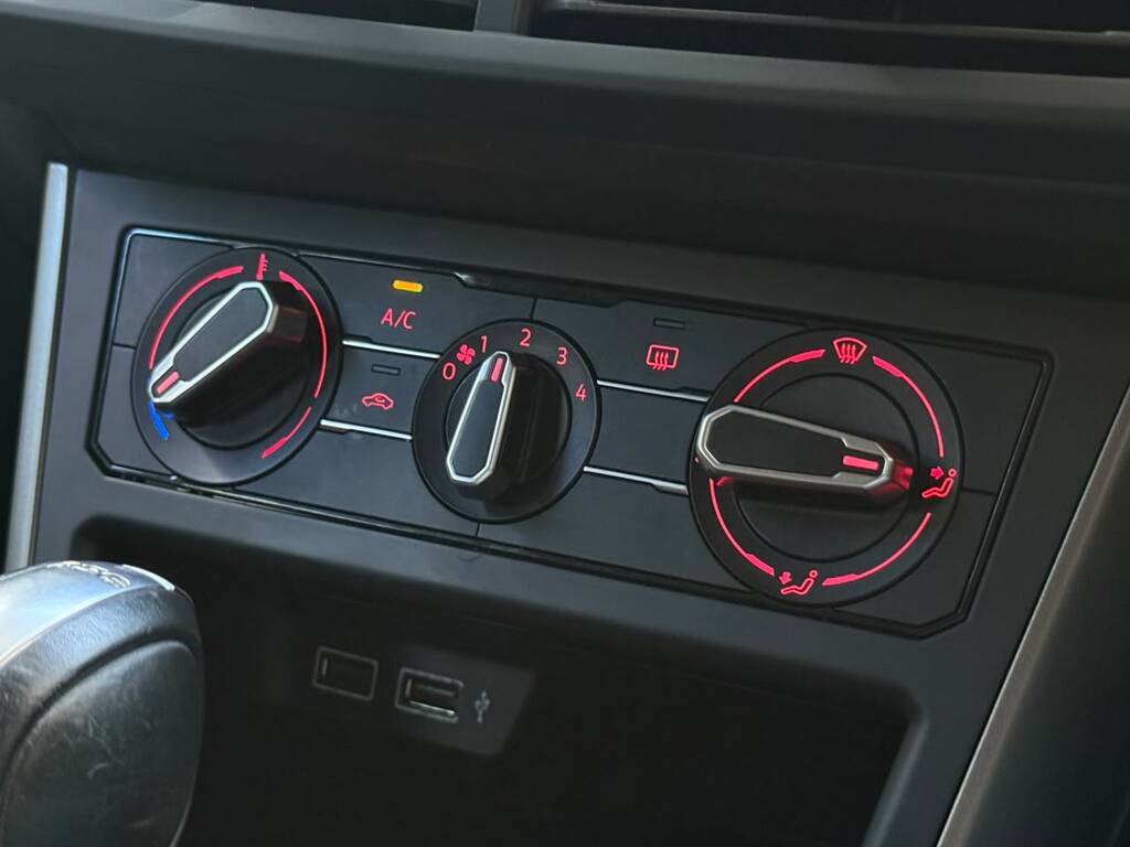 VOLKSWAGEN POLO POLO 1.0 TSI COMFORTLINE DSG - 14