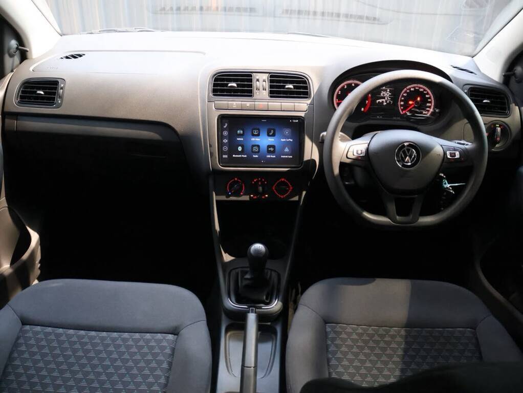 VOLKSWAGEN Polo Vivo POLO VIVO 1.4 (5DR)