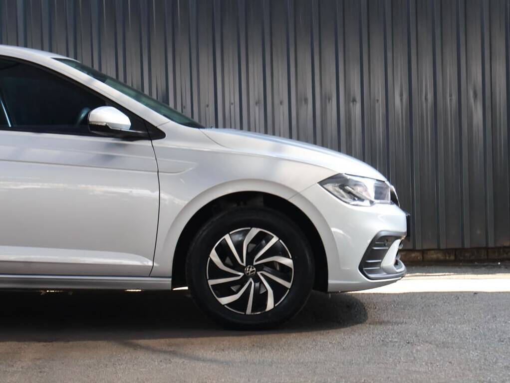 VOLKSWAGEN POLO POLO 1.0 TSI - 7