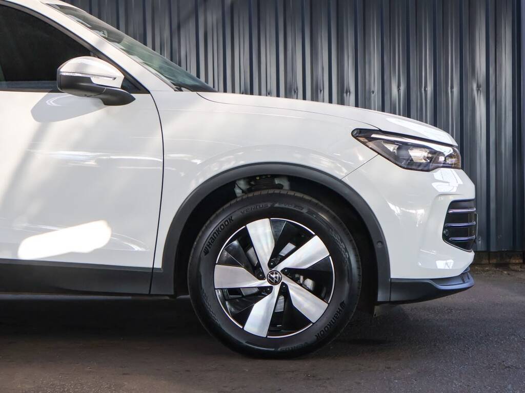 VOLKSWAGEN TIGUAN TIGUAN 1.4 TSI LIFE DSG (110KW)