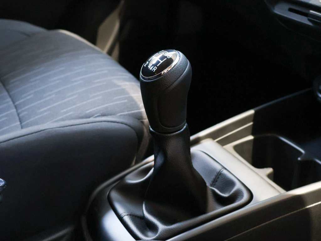 SUZUKI ERTIGA ERTIGA 1.5 GL - 12