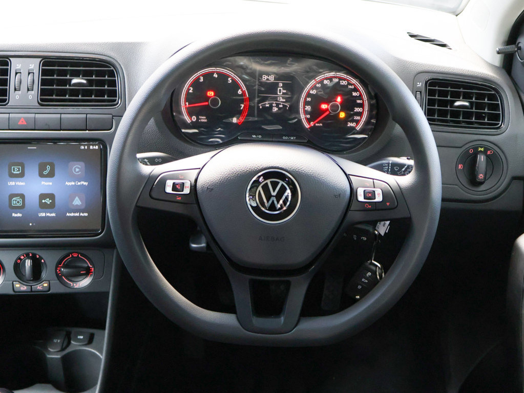 VOLKSWAGEN POLO VIVO POLO VIVO 1.4 (5DR)