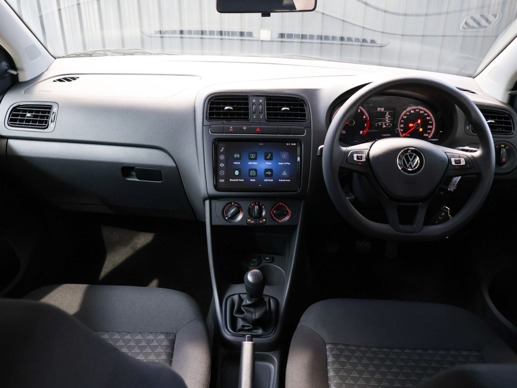 VOLKSWAGEN POLO VIVO POLO VIVO 1.4 (5DR)