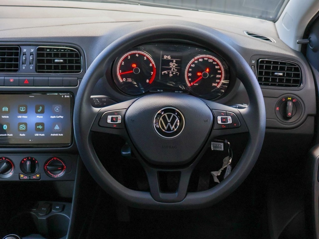 VOLKSWAGEN POLO VIVO POLO VIVO 1.4 LIFE (5DR) - 12