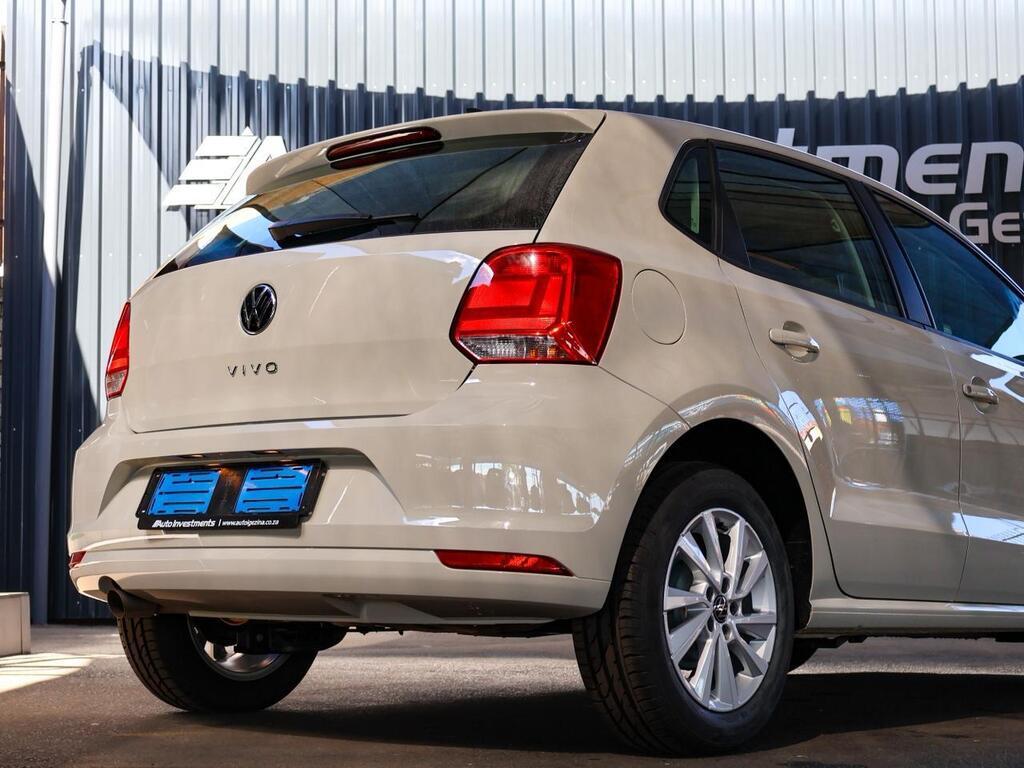 VOLKSWAGEN POLO VIVO POLO VIVO 1.4 LIFE (5DR) - 6