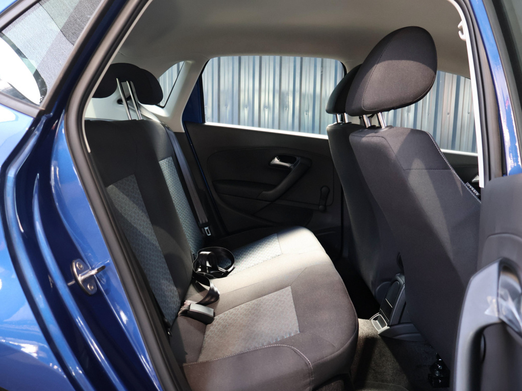 VOLKSWAGEN POLO VIVO POLO VIVO 1.4 LIFE (5DR) - 10