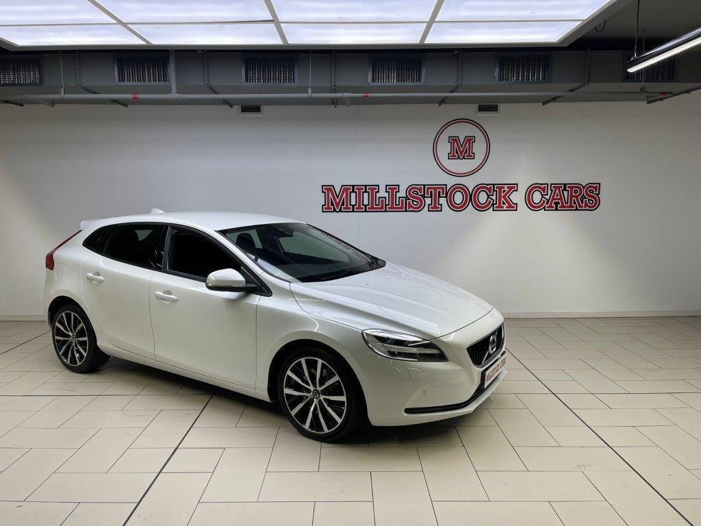 2017 VOLVO V40 for sale on 5DayDeals South Africa