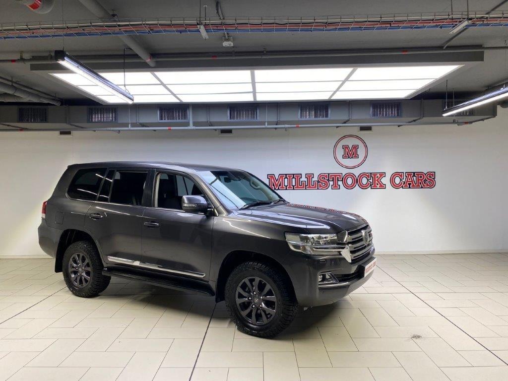 2017 TOYOTA LAND CRUISER 200 for sale on 5DayDeals South Africa