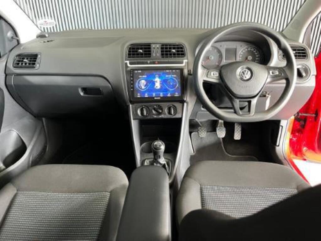 VOLKSWAGEN POLO VIVO POLO VIVO 1.4 COMFORTLINE (5DR)