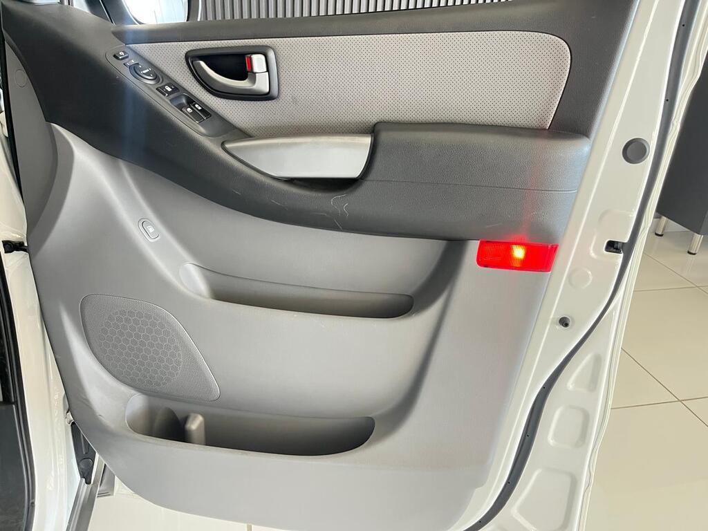 HYUNDAI H-1 H1 2.5 CRDi ELITE A/T (12 SEAT) - 14
