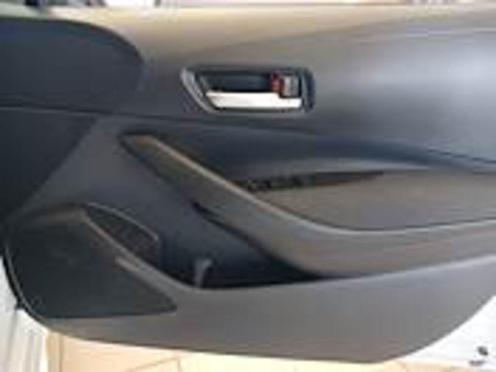TOYOTA COROLLA COROLLA 1.2T XS (5DR) - 17