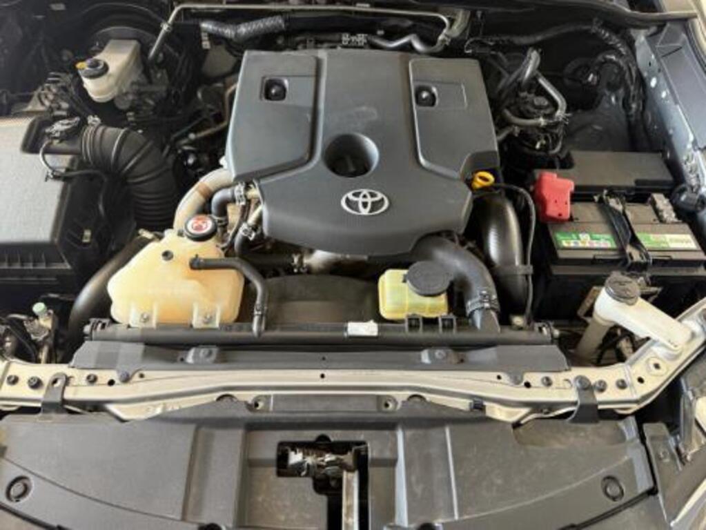 TOYOTA FORTUNER FORTUNER 2.4GD-6 4X4 A/T