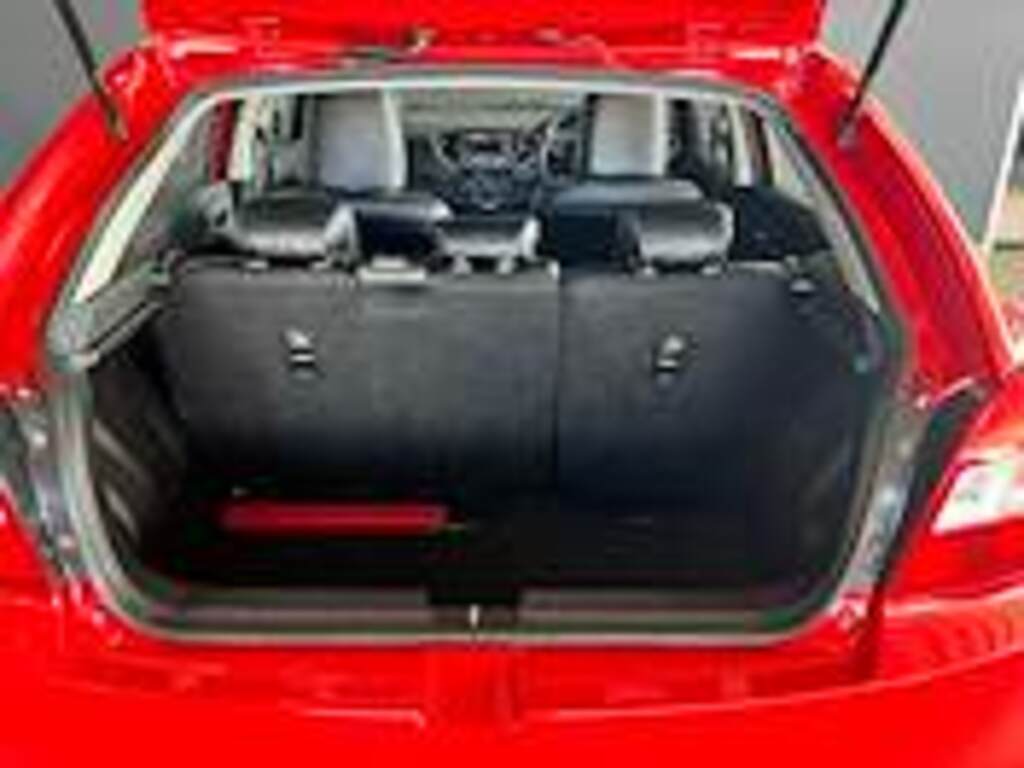 TOYOTA STARLET STARLET 1.4 Xi