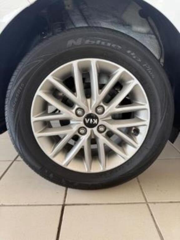 KIA RIO RIO 1.2 5DR - 7