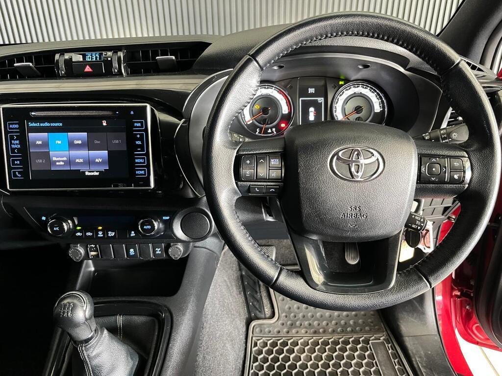 TOYOTA HILUX HILUX 2.8 GD-6 RB RAIDER P/U D/C