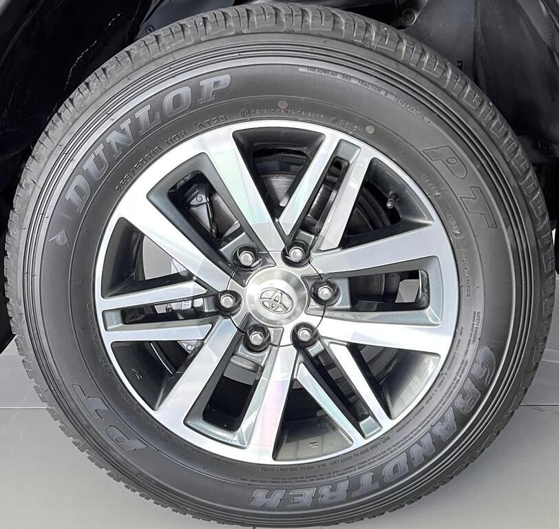 TOYOTA HILUX HILUX 2.8 GD-6 RB RAIDER P/U D/C