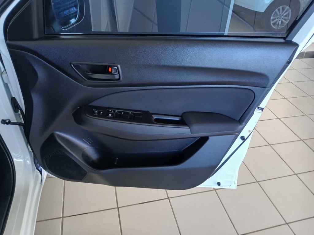 SUZUKI SWIFT DZIRE 1.2 GA - 10