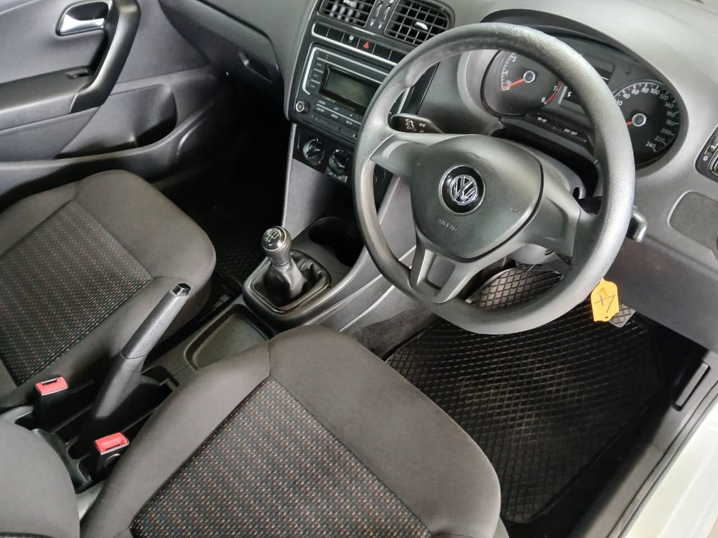 VOLKSWAGEN POLO VIVO POLO VIVO 1.4 TRENDLINE (5DR) - 12