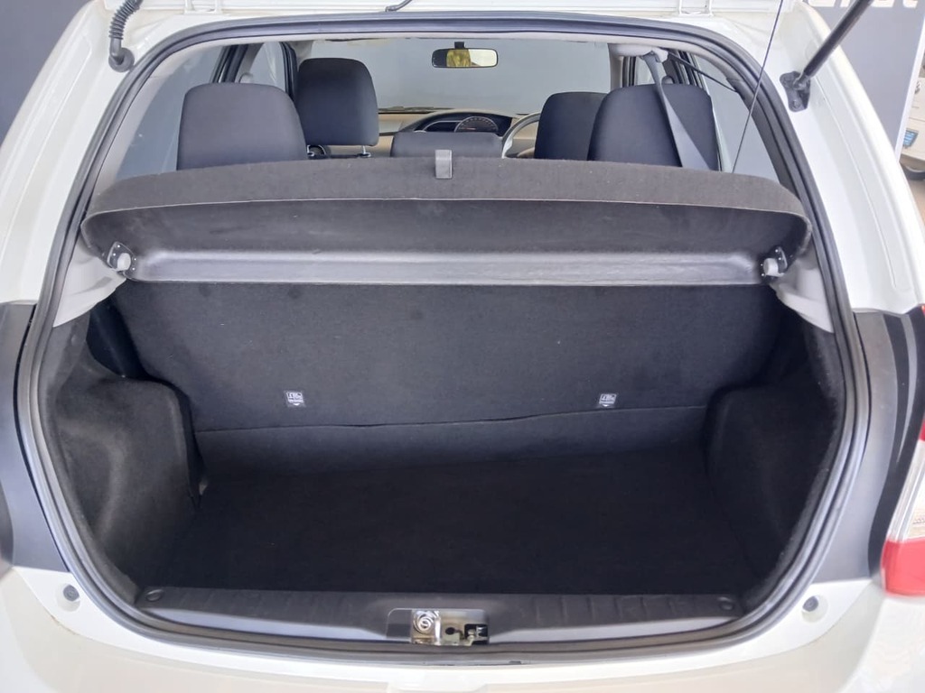 TOYOTA ETIOS ETIOS 1.5 Xs/SPRINT 5Dr - 6