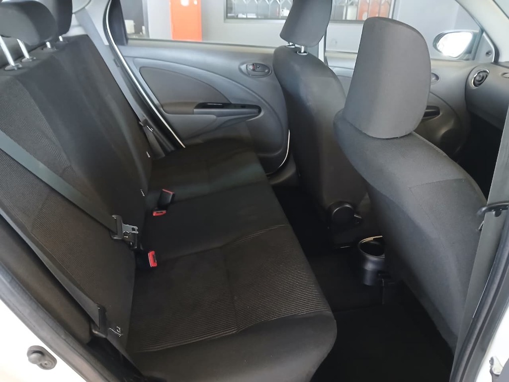TOYOTA ETIOS ETIOS 1.5 Xs/SPRINT 5Dr - 8