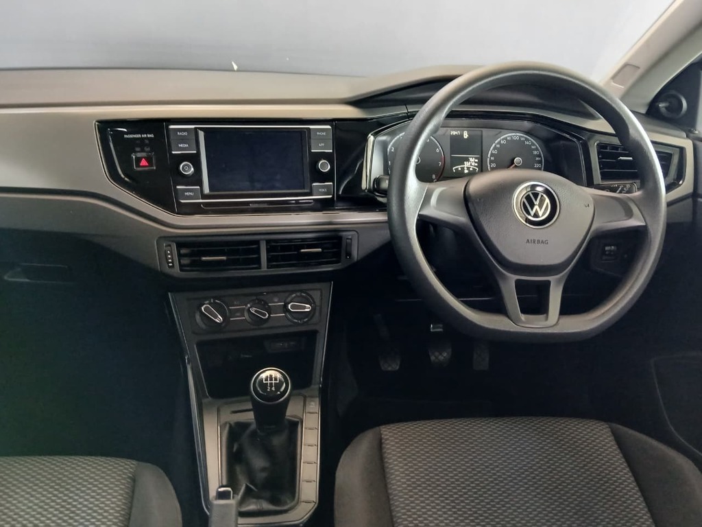 VOLKSWAGEN POLO POLO 1.0 TSI TRENDLINE - 10
