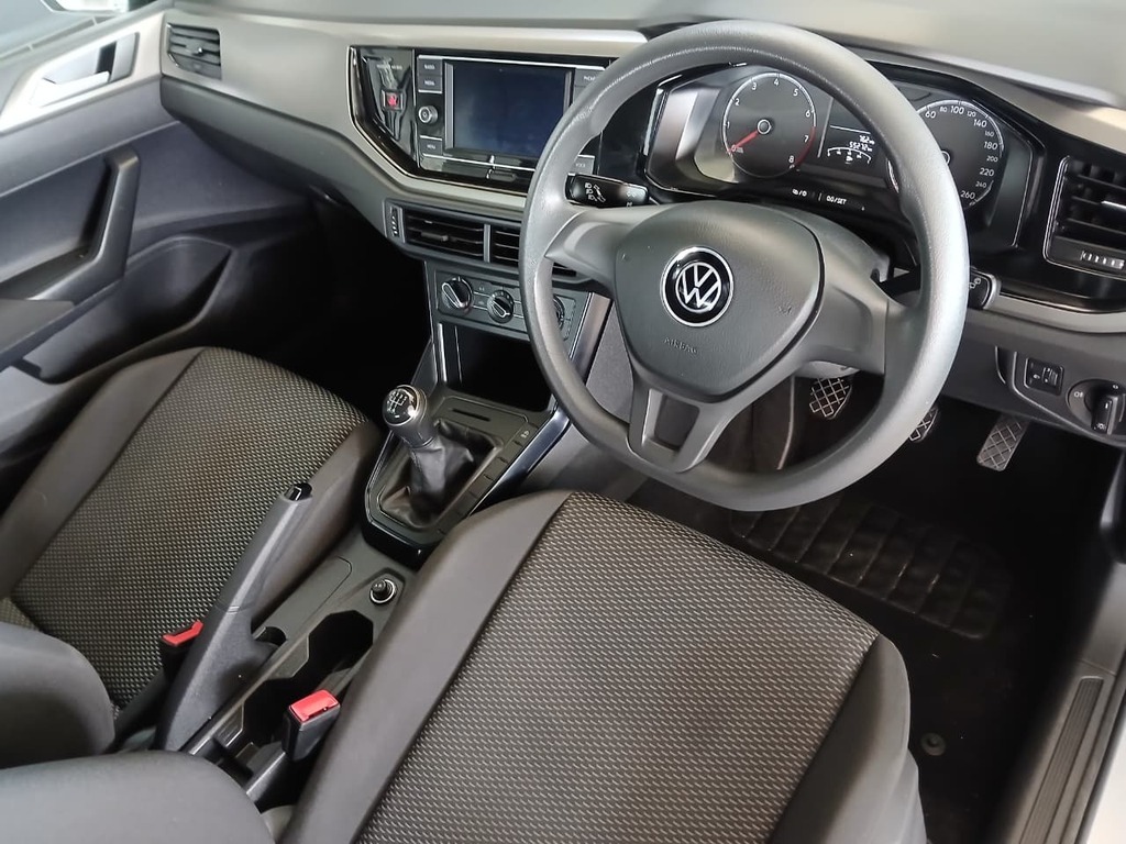 VOLKSWAGEN POLO POLO 1.0 TSI TRENDLINE - 12