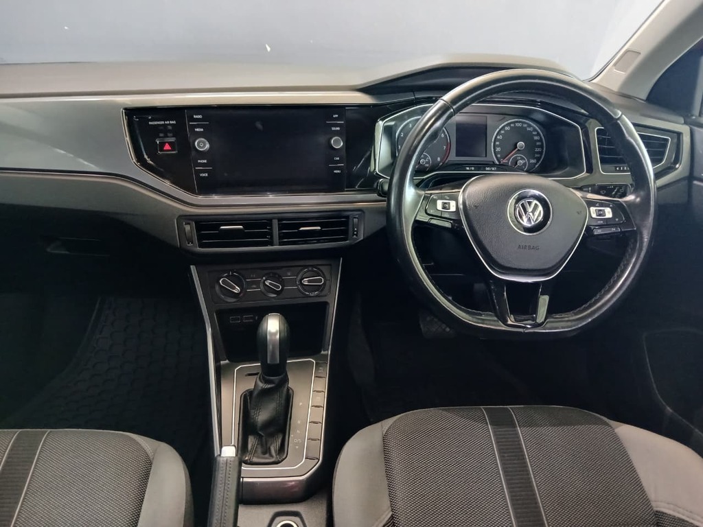 VOLKSWAGEN POLO POLO 1.0 TSI HIGHLINE DSG (85KW) - 11