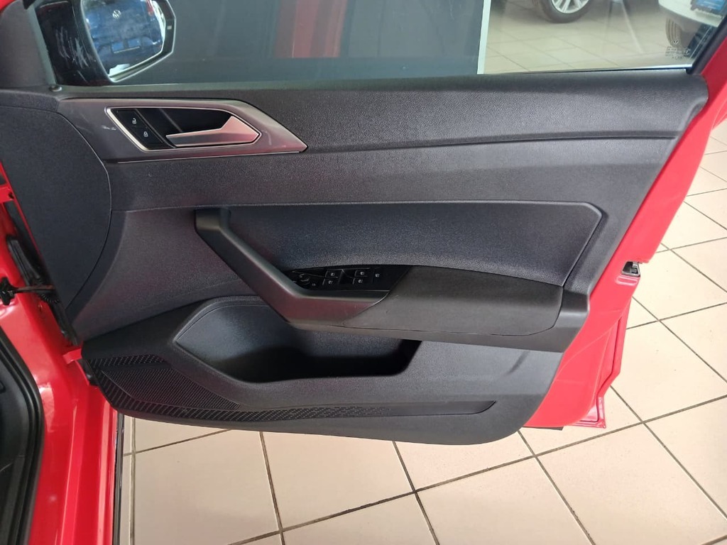 VOLKSWAGEN POLO POLO 1.0 TSI HIGHLINE DSG (85KW) - 15
