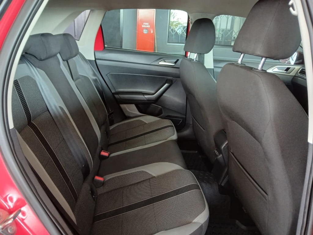 VOLKSWAGEN POLO POLO 1.0 TSI HIGHLINE DSG (85KW) - 8