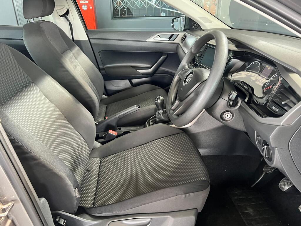 VOLKSWAGEN POLO POLO 1.0 TSI TRENDLINE - 1