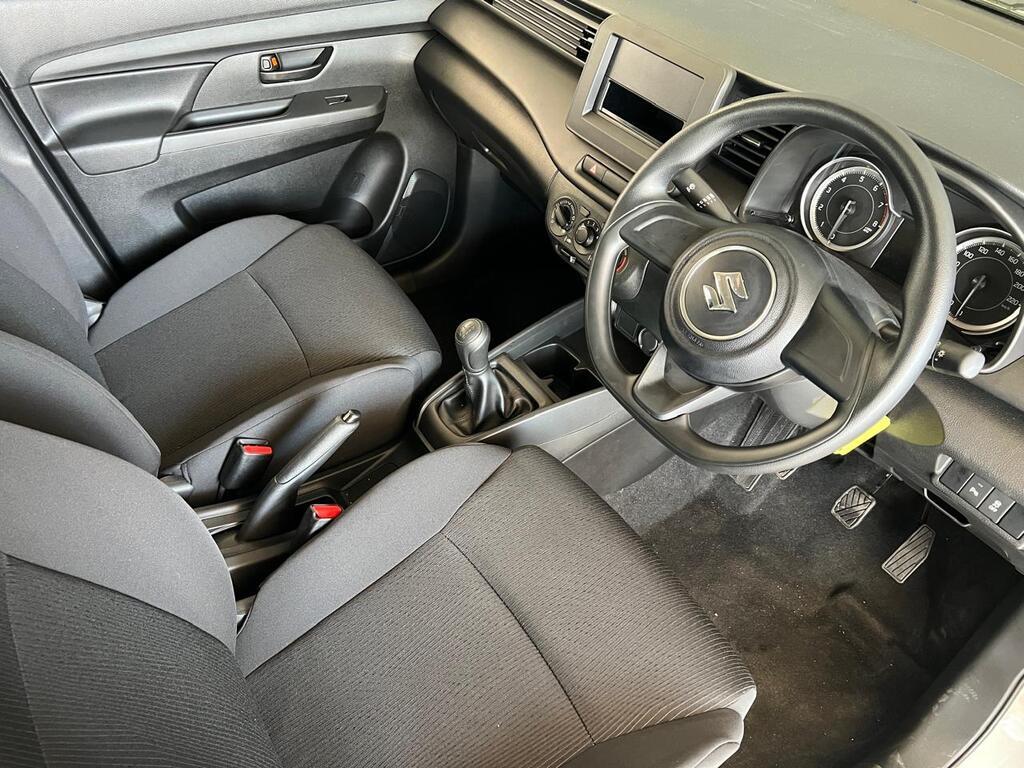 SUZUKI ERTIGA ERTIGA 1.5 GA - 13